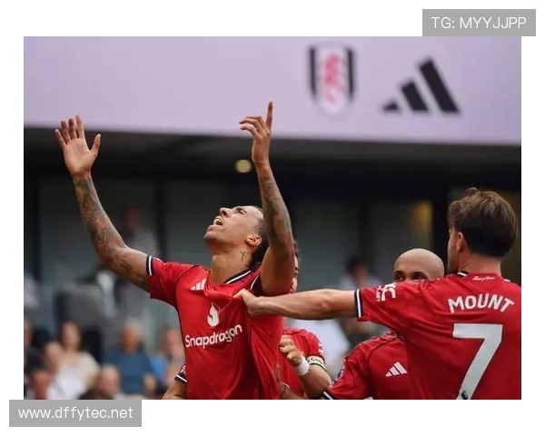 B费与芒特:曼联中场进攻效率及战术角色对比分析 B费与芒特:曼联中场进攻效率及战术角色对比分析