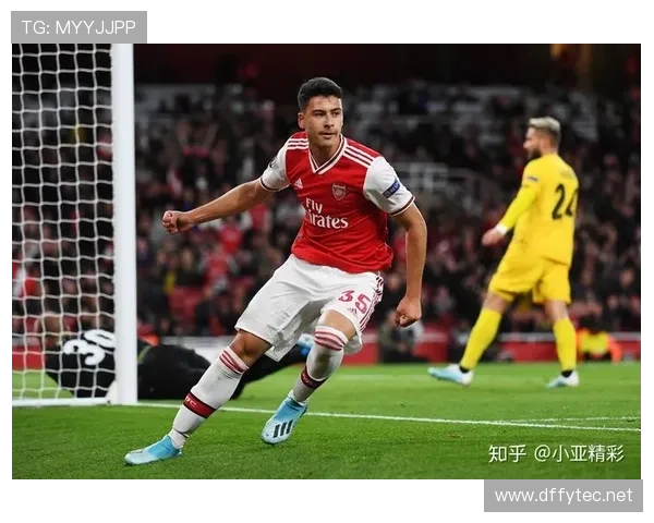 加纳乔与马丁内利:冲击型边锋的路径差异解析 加纳乔与马丁内利:冲击型边锋的路径差异解析