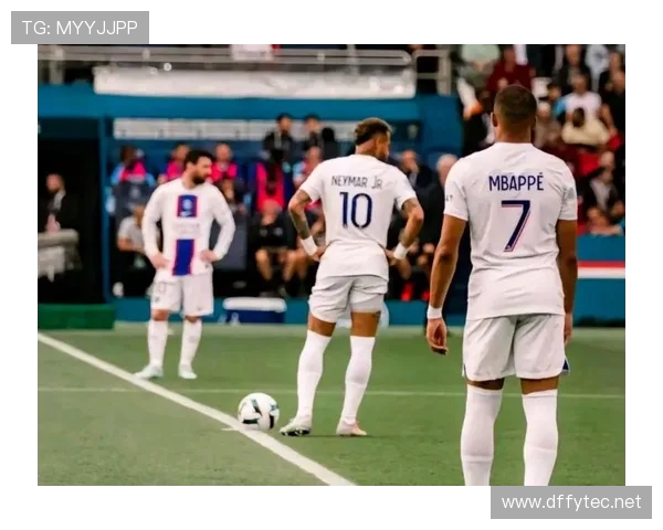 登贝莱与内马尔:边路接班人的进攻效率及战术适配分析 登贝莱与内马尔:边路接班人的进攻效率及战术适配分析