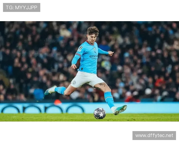 从后场持球到前场推进：科瓦契奇的战术作用