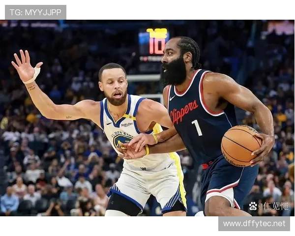 库里三分命中率相比哈登提升显著 提升勇士进攻节奏