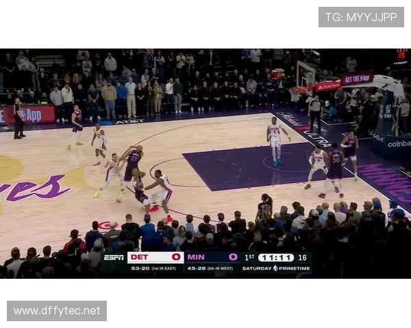 挡拆组织撕裂对位后卫 康利助攻回升比上赛季更稳